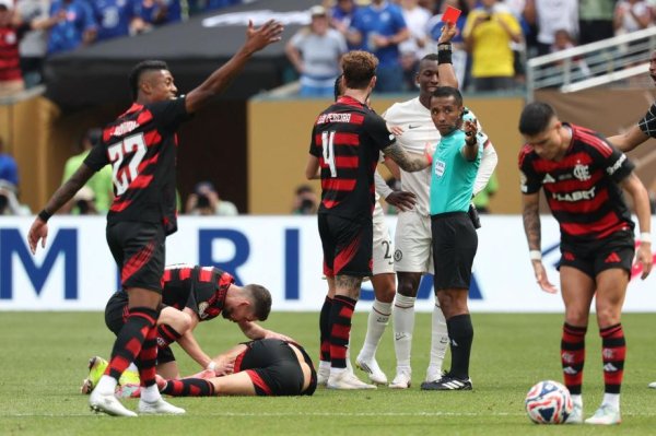 雅克松后备  遭直红 弗拉门戈世俱杯3-1反转  切尔西