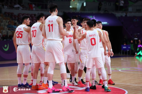 明晚对阵韩国！媒体人：中国男篮队员们会自觉在酒店健身运动练习      房额外训练