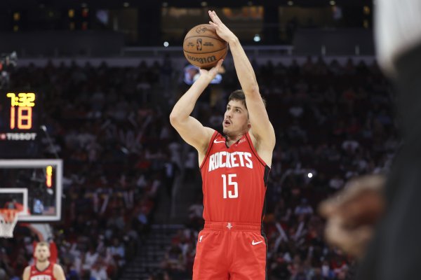 阿门:谢泼德今夏练防卫 下了苦功夫 期待他新赛季更多发挥 阿门:谢泼德今夏练防卫 下了苦功夫 期待他新赛季更多发挥