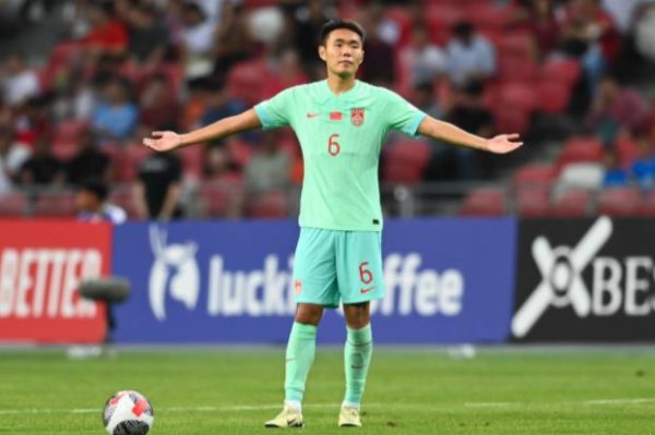 曝中泰战国足将继续使用菱形中场球员 李源一替身出炉