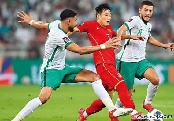 中泰之战裁判 组名单出炉 乌兹别克斯坦金哨领衔 中泰之战裁判 组名单出炉 乌兹别克斯坦金哨领衔