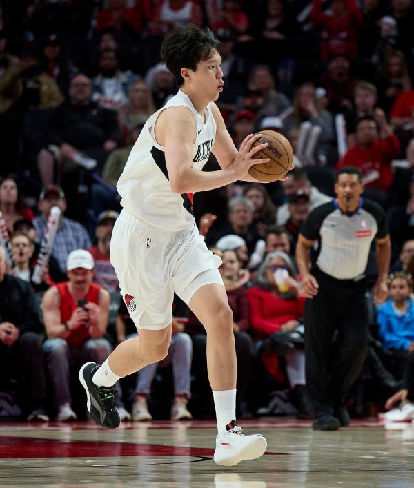 从4分6犯到16分4板3帽!杨瀚森最被低估的是调整适应学习的能力? 从4分6犯到16分4板3帽!杨瀚森最被低估的是调整适应学习的能力?