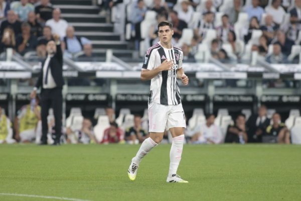 19岁124天！阿季奇是代表尤文对阵国米得分  的最年轻外籍球员