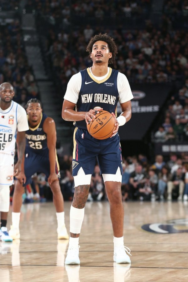 茶香四溢！普尔9中5砍半场最高15分外加2助0错误   正负值+17